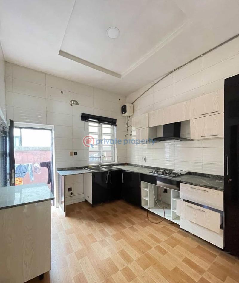 4 bedroom Terraced Duplex For Rent Chevron Drive Lekki Lagos - 4