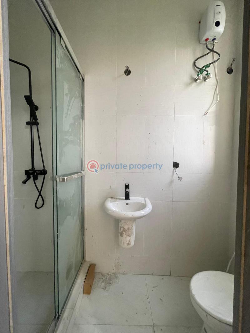 4 bedroom Detached Duplex For Sale Chevron Drive Lekki Lagos - 5