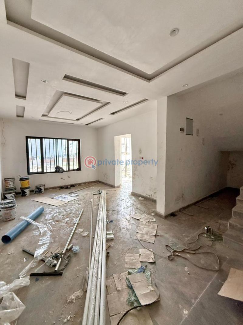 4 bedroom Terraced Duplex For Sale Jahi Abuja Phase 2  - 4