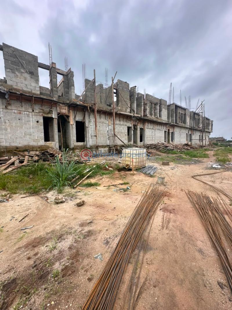 4 bedroom Terraced Duplex For Sale 08 Garden City Estate Obirikwerre New Layout Port Harcourt Rivers - 2