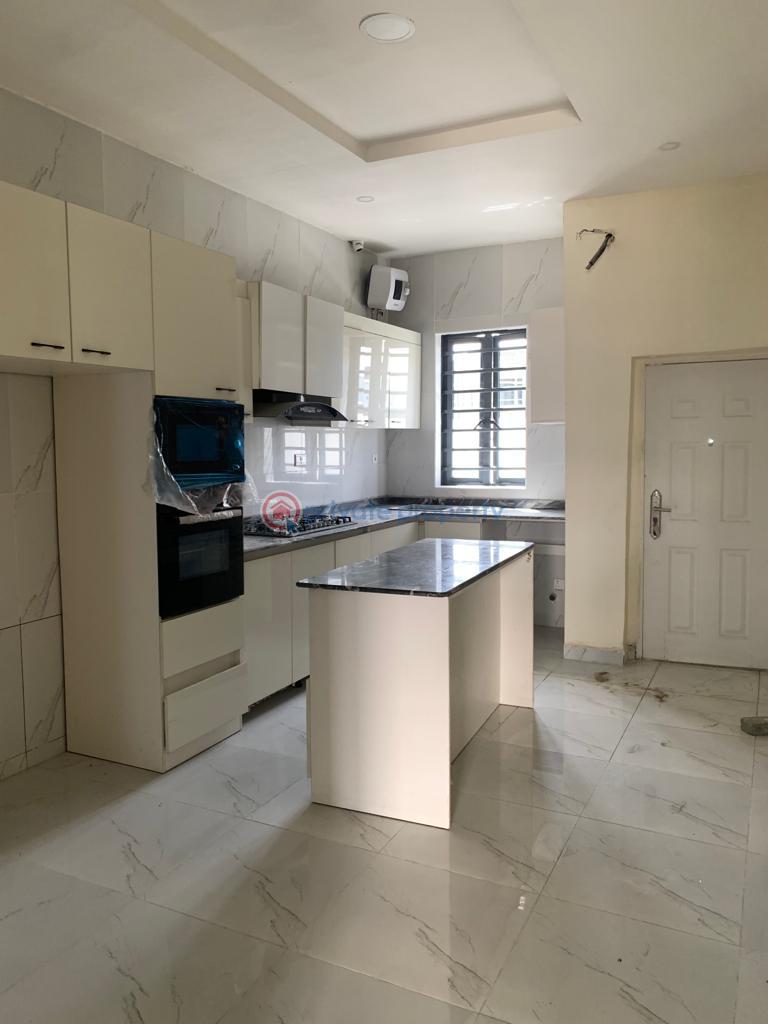 4 bedroom Duplex For Rent Ikota Lekki Lagos - 7