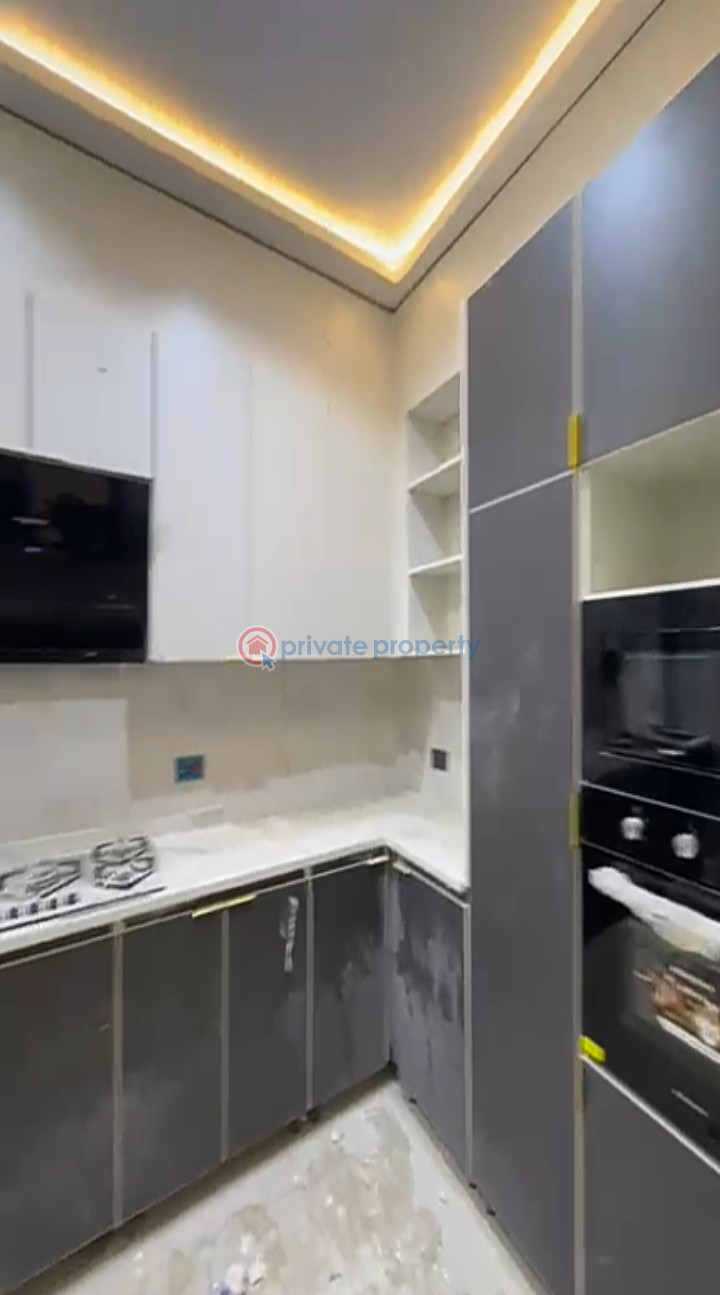 4 bedroom Terraced Duplex For Rent Guzape Abuja Phase 1  - 5