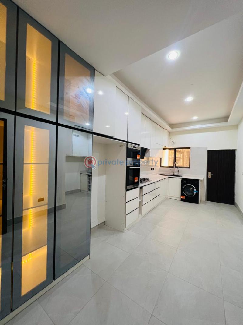 5 bedroom Terraced Duplex For Sale Bourdillon Ikoyi Lagos - 9