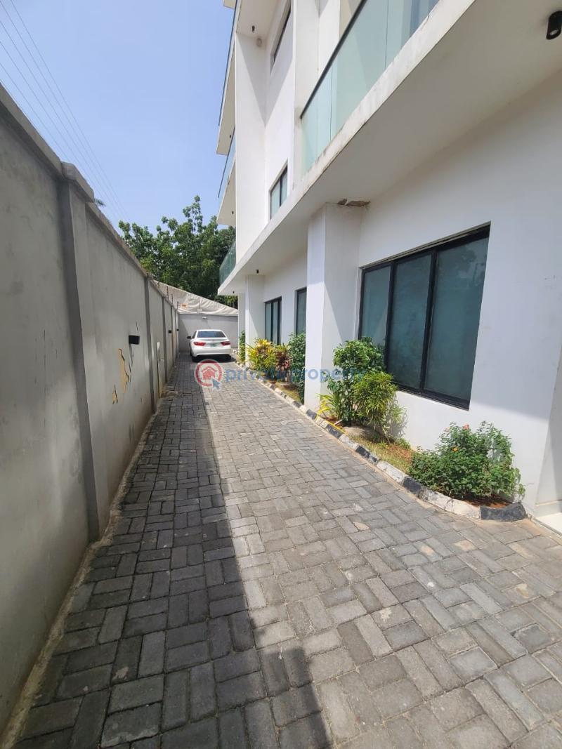 4 bedroom Terrace For Rent Old Ikoyi Lagos - 3