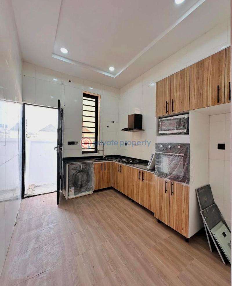 4 bedroom Terraced Duplex For Sale Ikota Lekki Lagos - 4