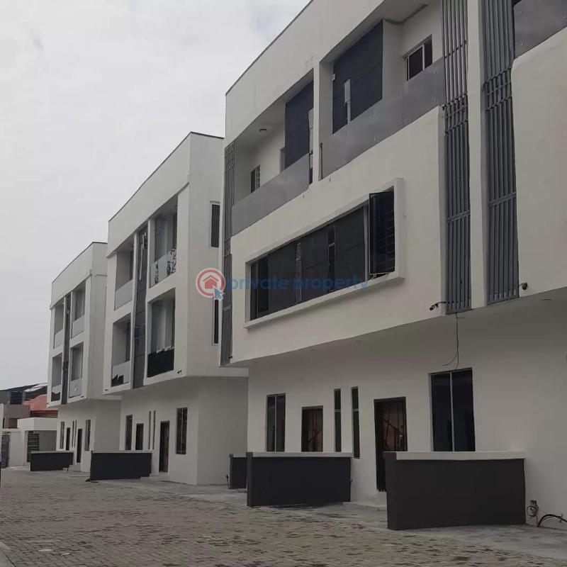 4 bedroom Terrace For Sale Agungi Estate, Lekki Lagos. Agungi Lekki Lagos - 0