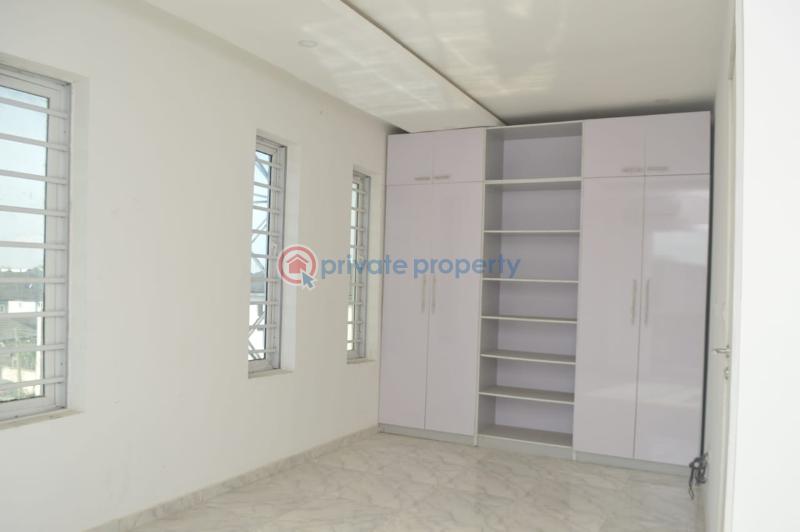 4 bedroom Terrace For Sale Agungi Estate, Lekki Lagos. Agungi Lekki Lagos - 9