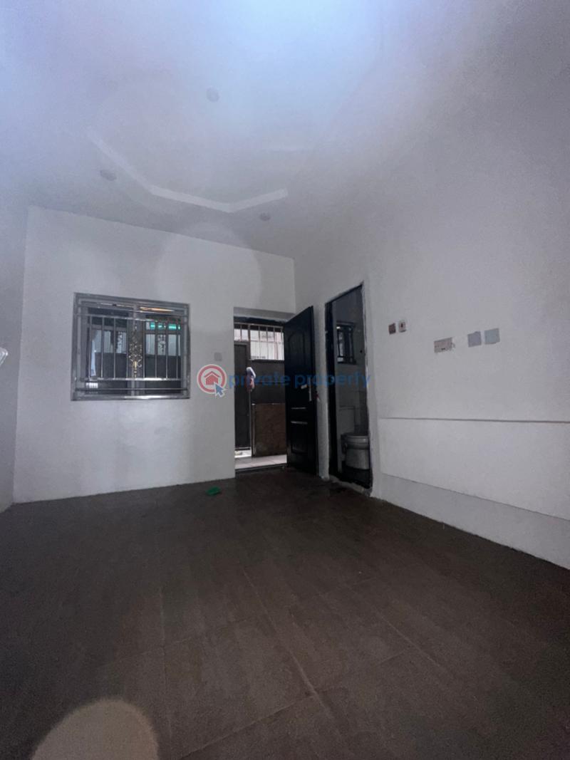 4 bedroom Terraced Duplex For Sale Okwujiagwu Street, Peter Odili Port Harcourt Rivers - 3