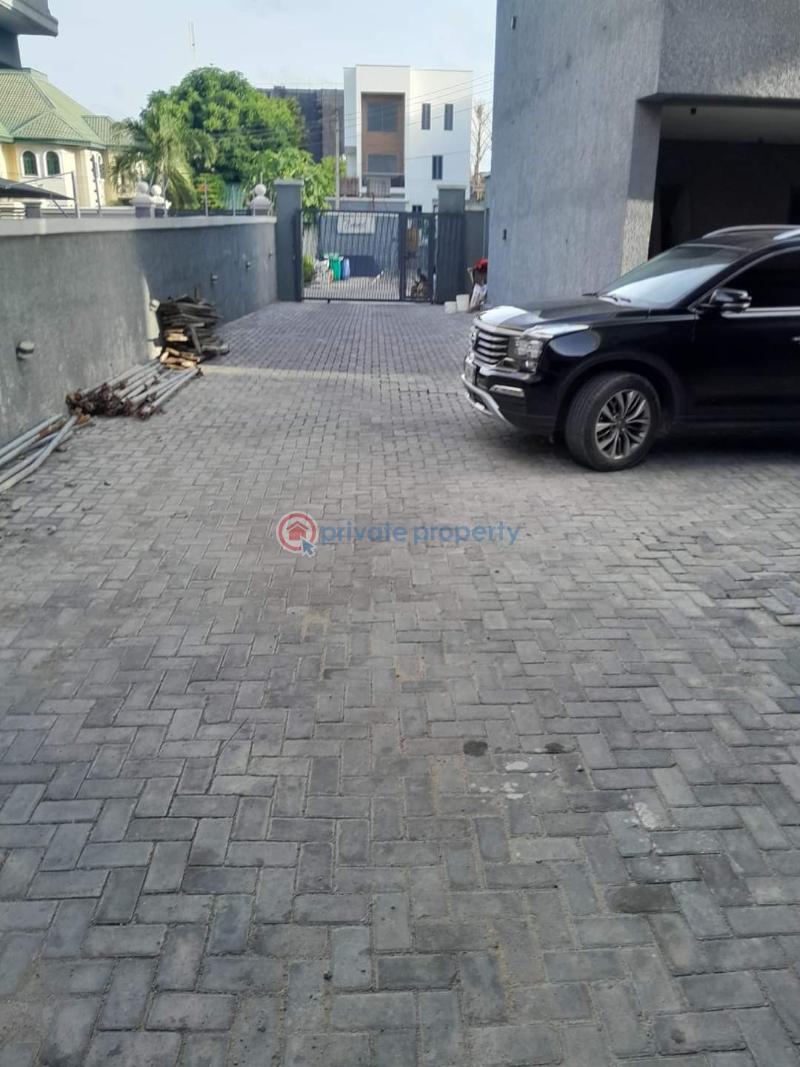 4 bedroom Block Of Flats For Rent Off Bashorun Okunsanya Street,behind Tantaliser Lekki Phase 1. Lekki Phase 1 Lagos - 6