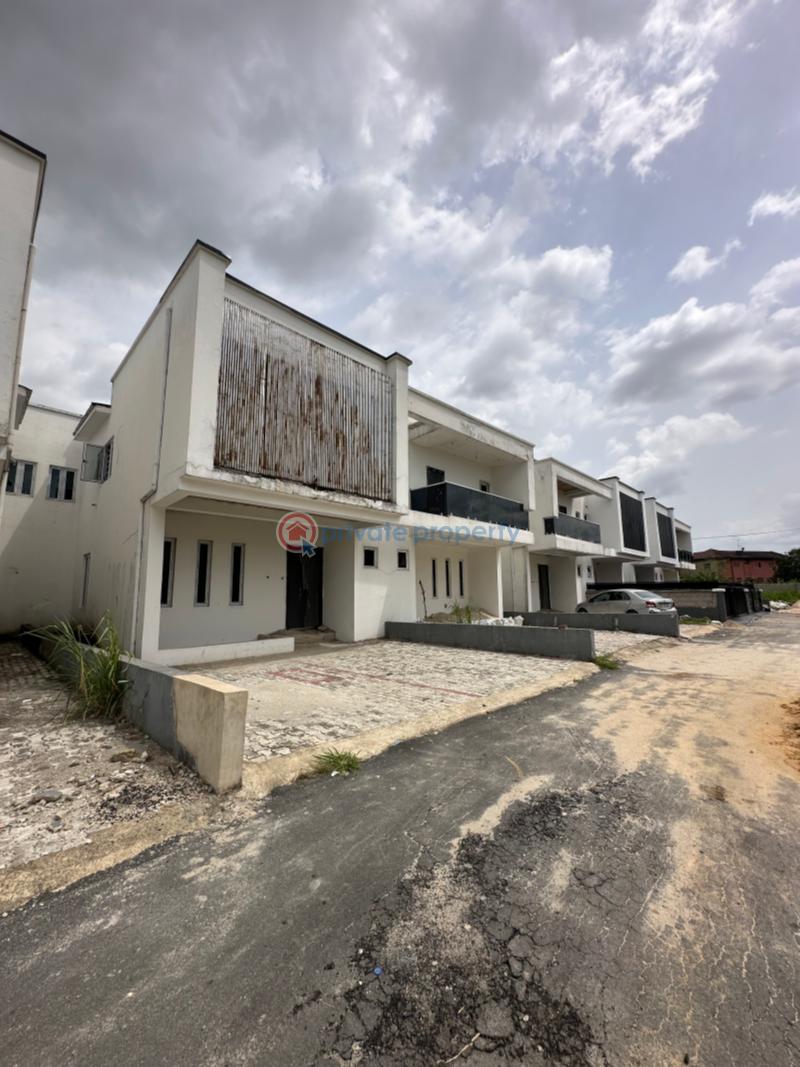 4 bedroom Semi detached Duplex For Sale Gold Town Estate, Rumuodomaya Port Harcourt Rivers - 17