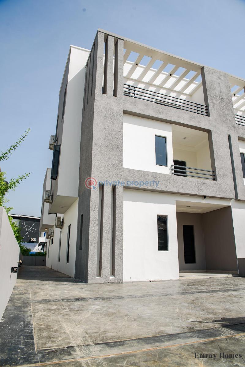 4 bedroom Block Of Flats Short let Ikota Lekki Lagos - 0