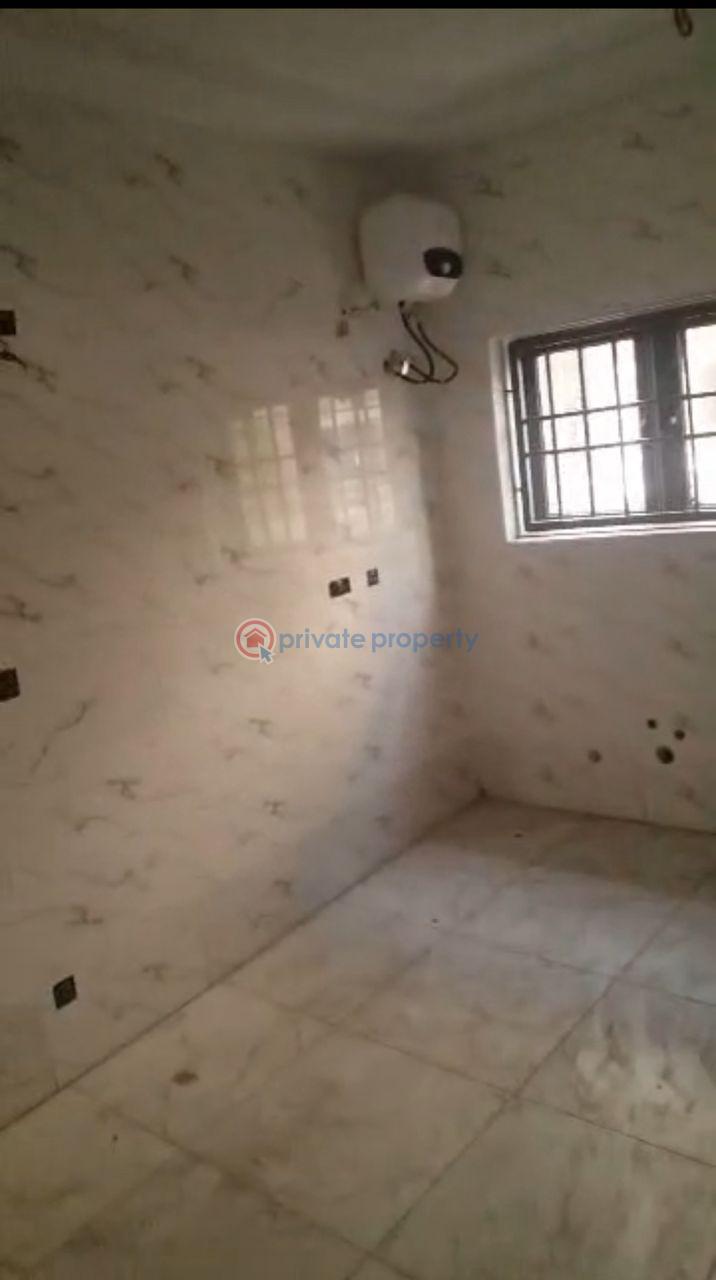 4 bedroom Block Of Flats For Sale Berger Clinicand Close To Fct Ministers Quarters. Abuja Phase 1  - 1