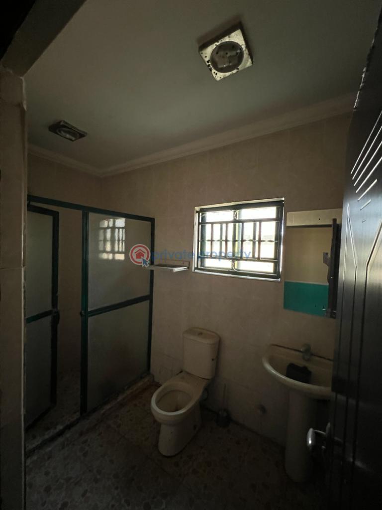 4 bedroom Detached Bungalow For Sale Ogunfayo Estate Awoyaya Ajah Lagos - 11