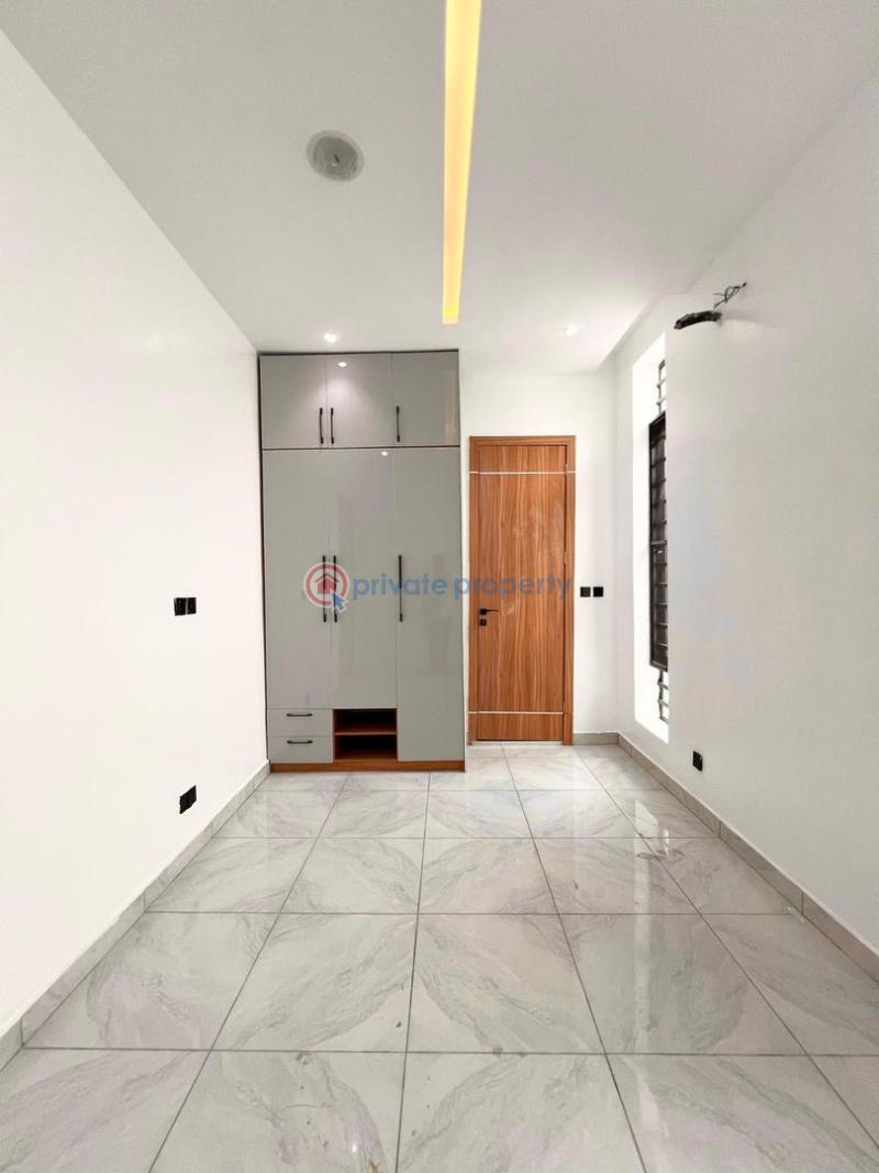 4 bedroom Detached Duplex For Sale 2nd Toll Gate Lekki Lagos - 13