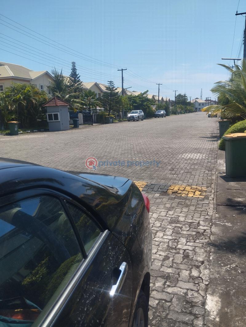 4 bedroom Semi detached Duplex For Sale Friends Colony Agungi Lekki Lagos - 17