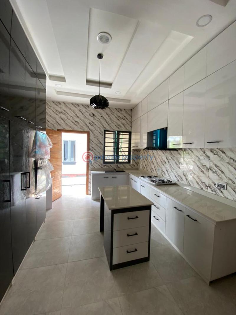 4 bedroom Duplex For Sale 2nd Toll Gate Lekki Phase 2 Lagos - 5
