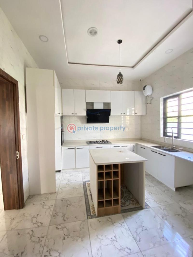 4 bedroom Duplex For Sale 2nd Toll Gate Lekki Phase 2 Lagos - 4