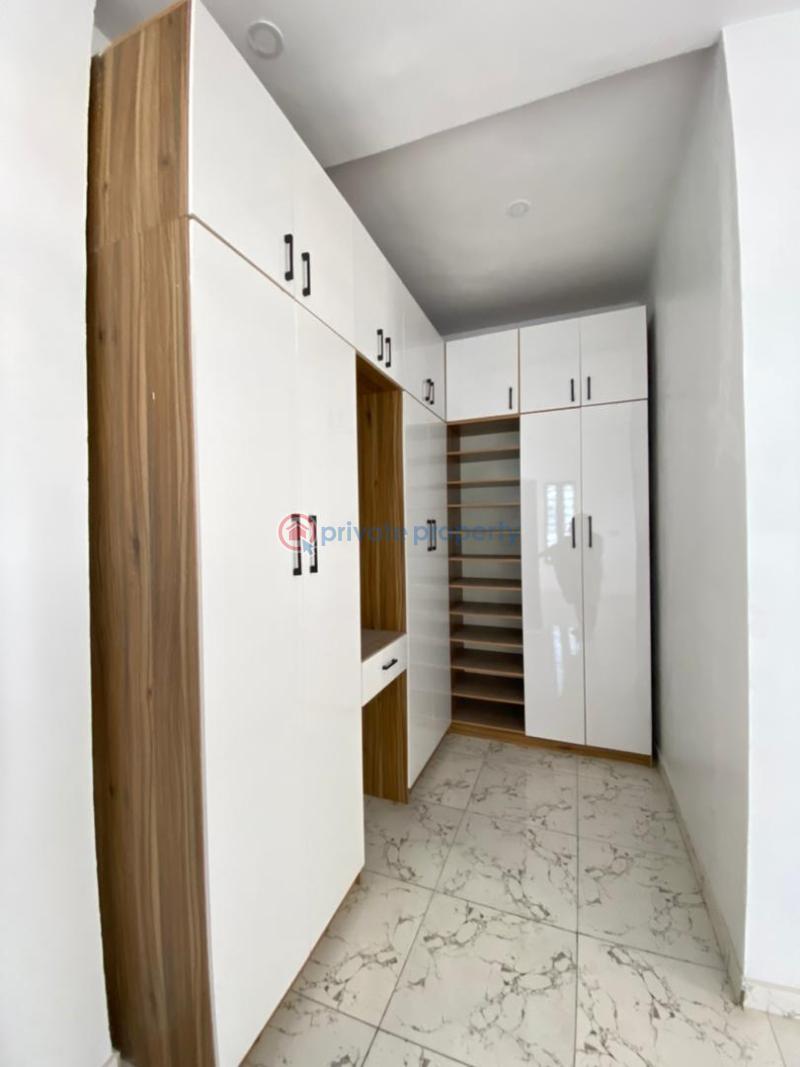 4 bedroom Duplex For Sale 2nd Toll Gate Lekki Phase 2 Lagos - 9