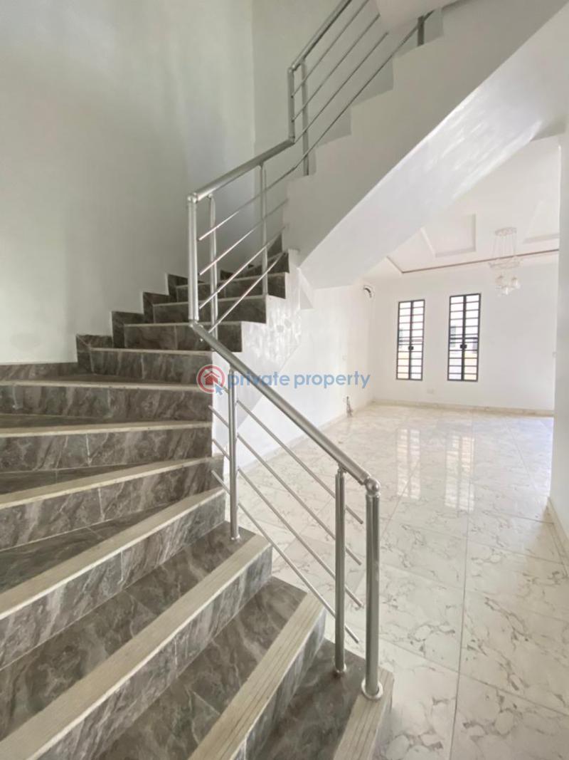 4 bedroom Duplex For Sale 2nd Toll Gate Lekki Phase 2 Lagos - 2
