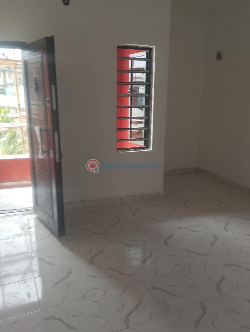 4 bedroom Terrace For Sale Near Ifako Police Station Ifako-Gbagada Lagos - 9