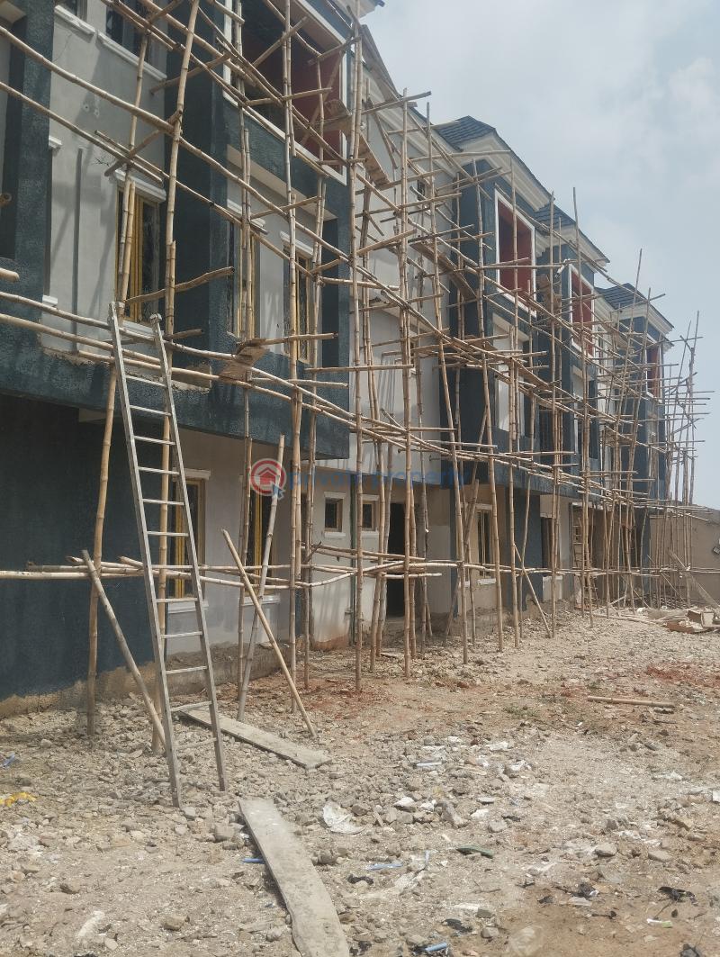 4 bedroom Terrace For Sale Near Ifako Police Station Ifako-Gbagada Lagos - 11