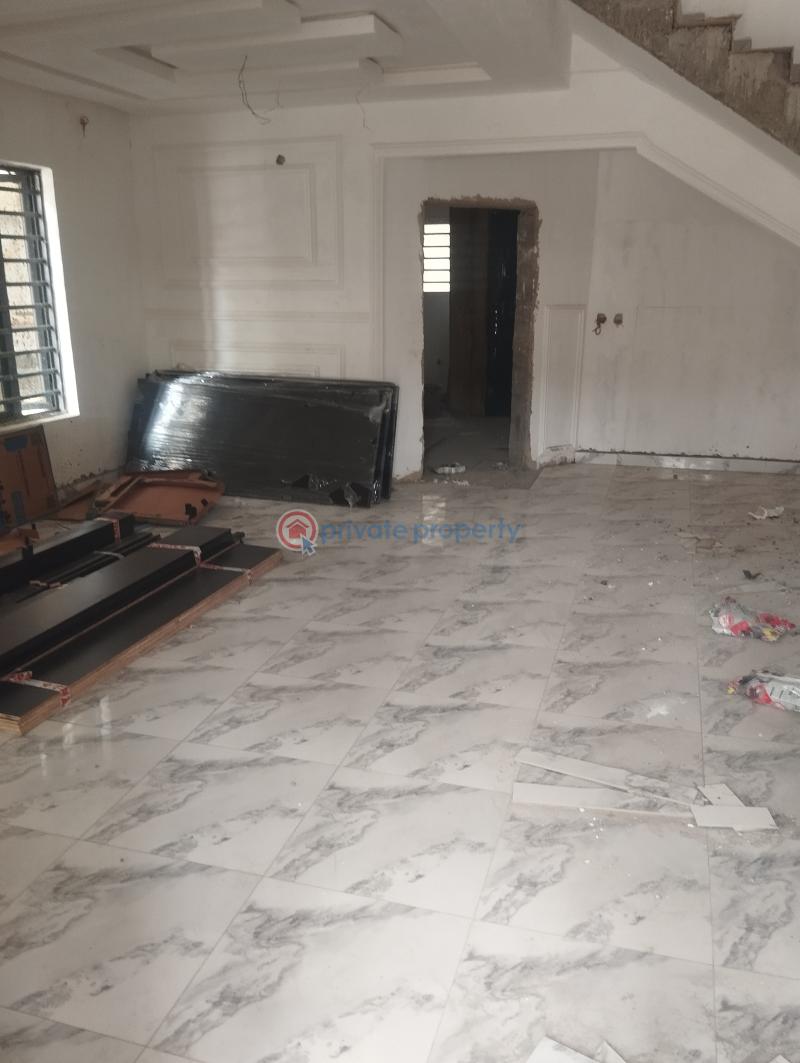 4 bedroom Terrace For Sale Near Ifako Police Station Ifako-Gbagada Lagos - 2