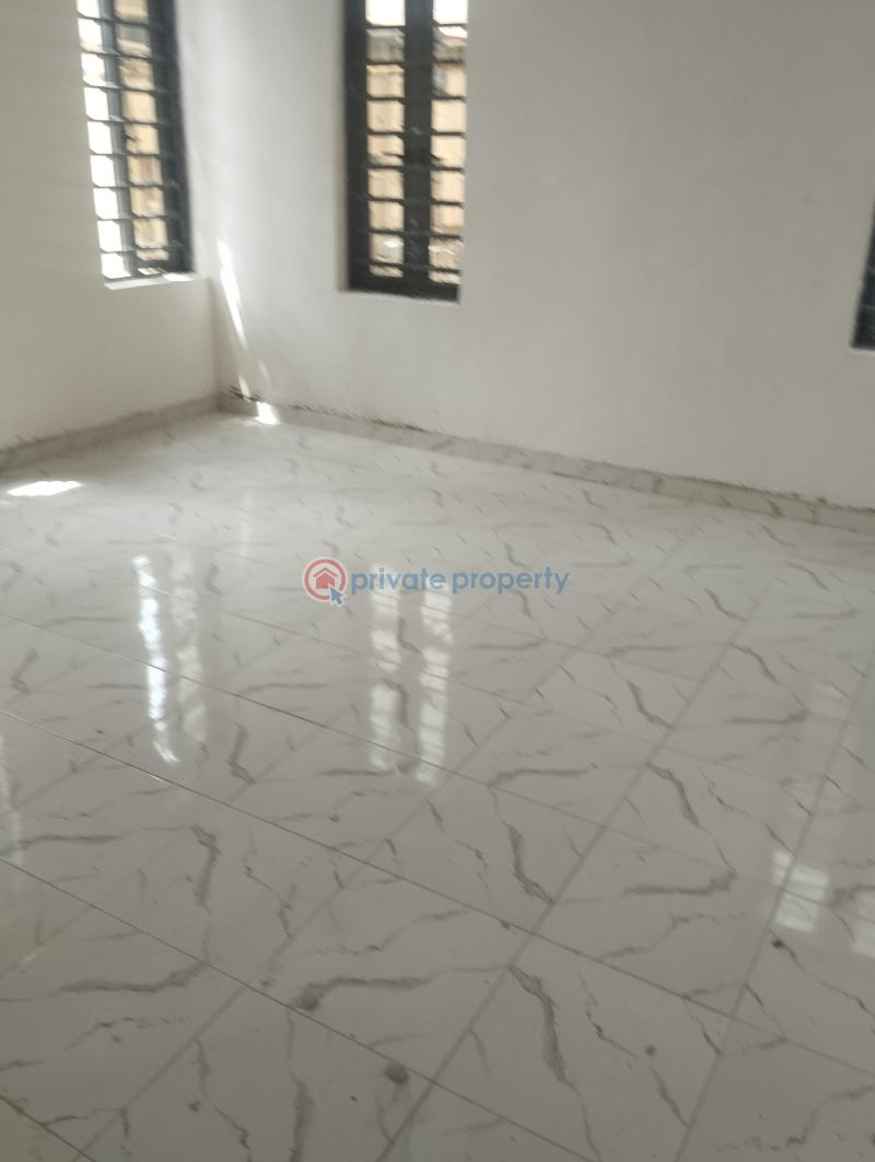 4 bedroom Terrace For Sale Near Ifako Police Station Ifako-Gbagada Lagos - 5
