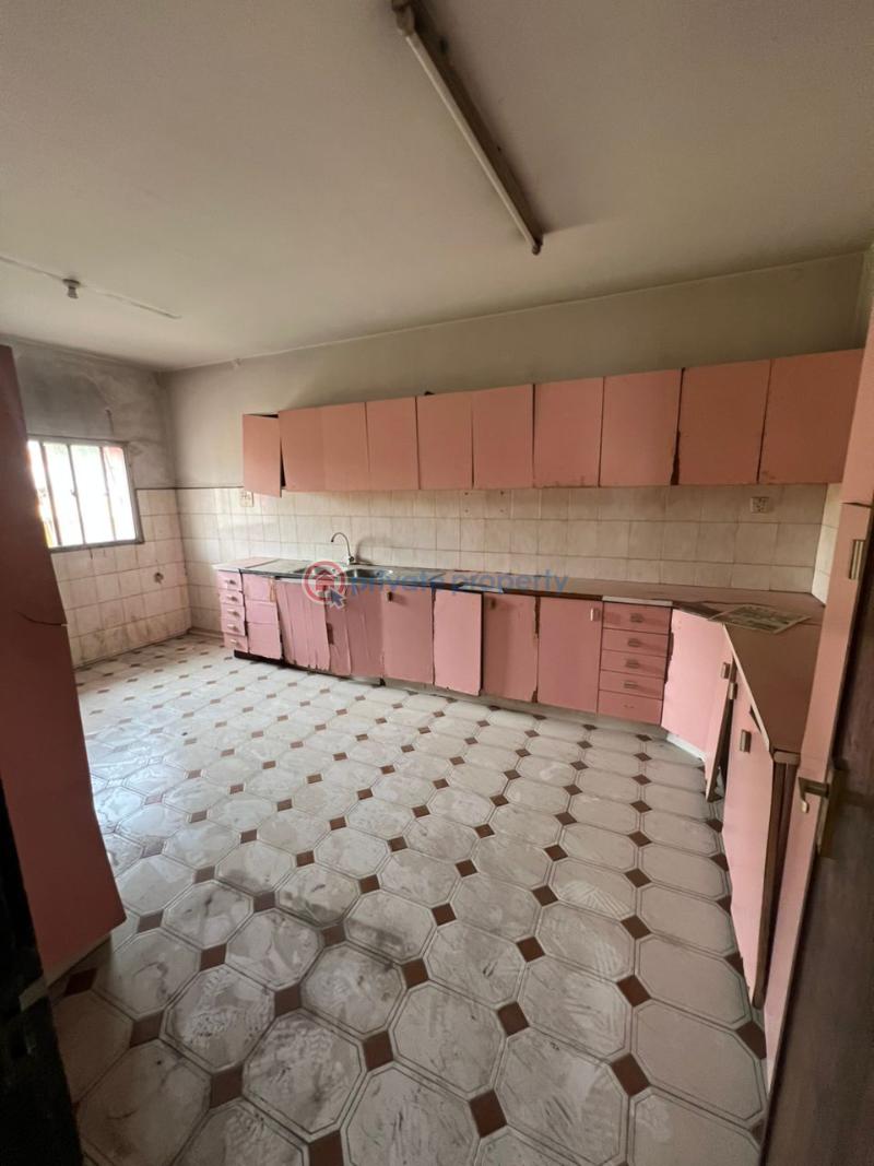 4 bedroom Semi detached Duplex For Sale Danny Estate Makoko Yaba Lagos - 3