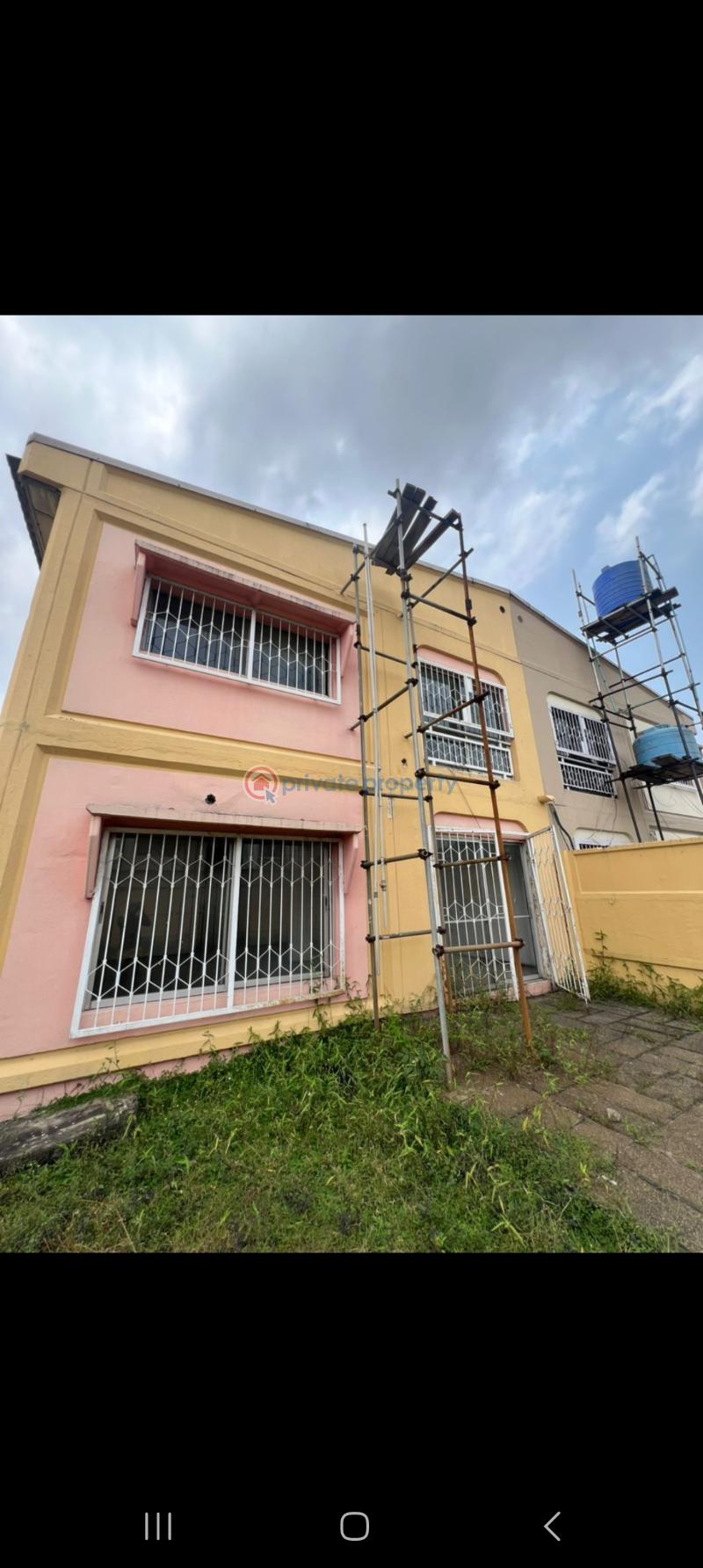 4 bedroom Semi detached Duplex For Sale Danny Estate Makoko Yaba Lagos - 0