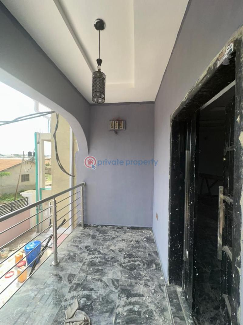 3 bedroom Block Of Flats For Sale Agara Tipper Garage Akala Express Ibadan Oyo - 1