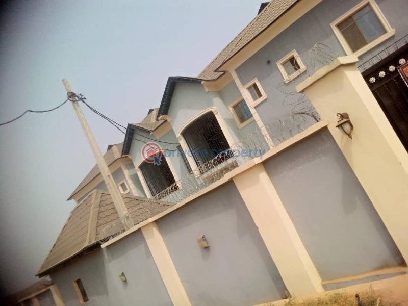 3 bedroom Block Of Flats For Sale Odo Ona Kekere After New Garage Odo ona Ibadan Oyo - 0