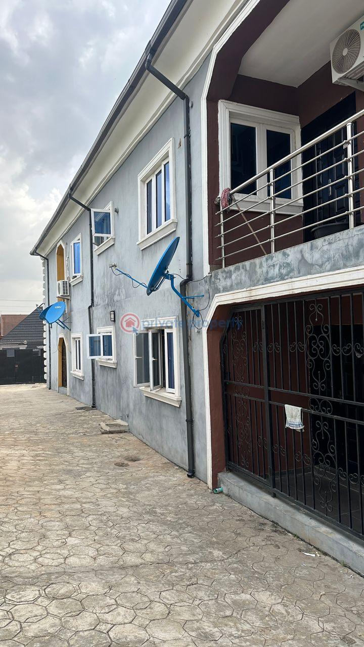 3 bedroom Block Of Flats For Sale Ologede Estate New Garage Akala Express Ibadan Oyo - 7