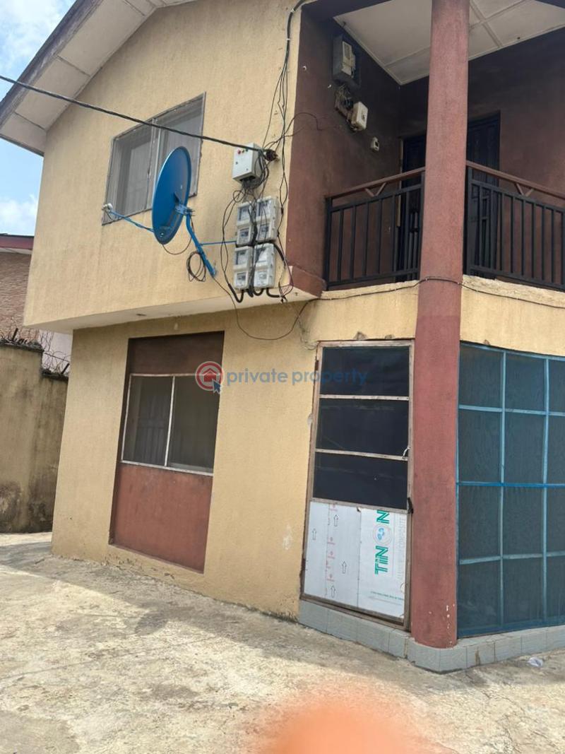 10 bedroom House For Sale Onilekere Cement Ikeja Lagos - 2