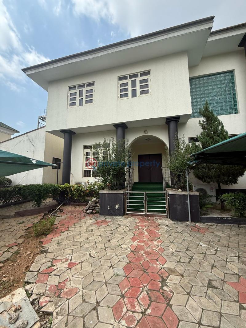 5 bedroom House For Rent Abuja Phase 1  - 2