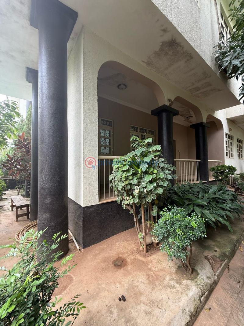 5 bedroom House For Rent Abuja Phase 1  - 4