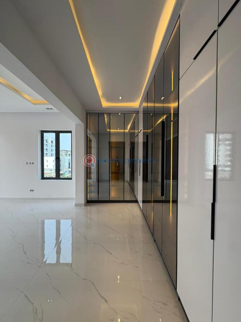 5 bedroom Detached Duplex For Sale Lekki Lagos - 1
