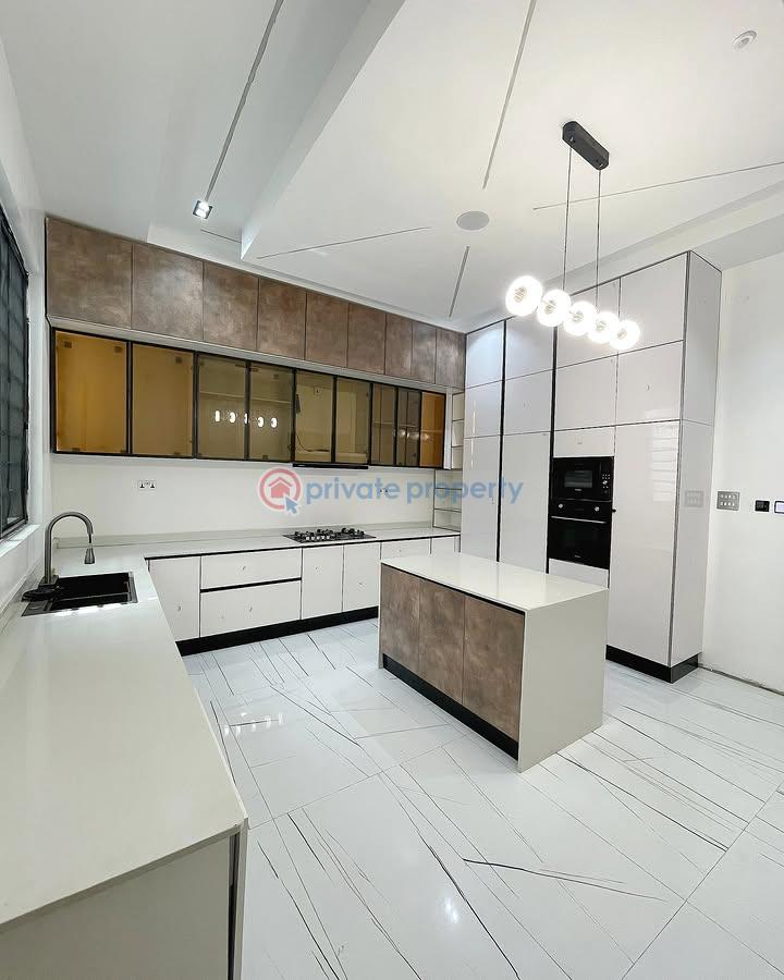 5 bedroom Detached Duplex For Sale Hampton Lake Chevron Drive Lekki Lagos - 3