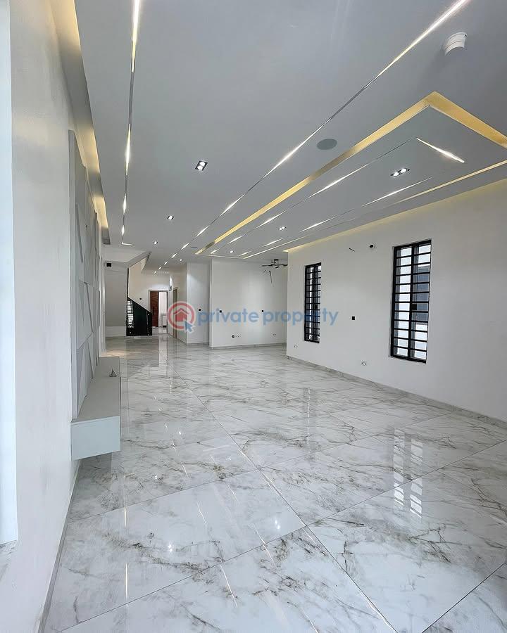 5 bedroom Detached Duplex For Sale Hampton Lake Chevron Drive Lekki Lagos - 1