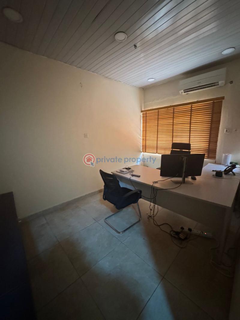 5 bedroom House For Rent Victoria Island Lagos - 19