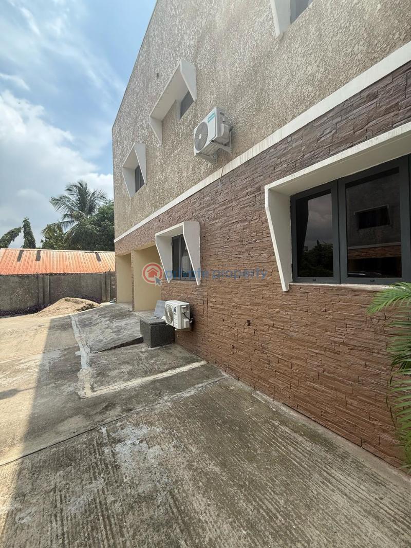 5 bedroom House For Rent Abuja Phase 1  - 1