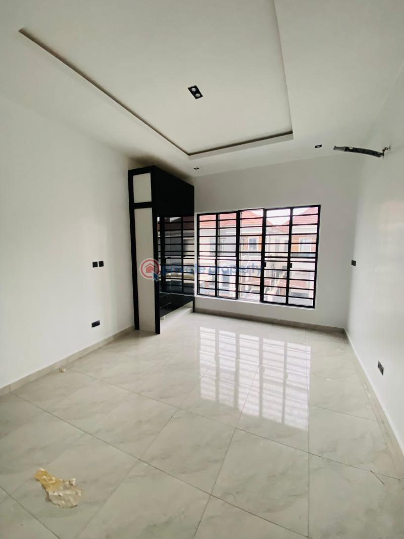 5 bedroom Detached Duplex For Sale Orchid Road Along Lekki Expressway Lagos - 8
