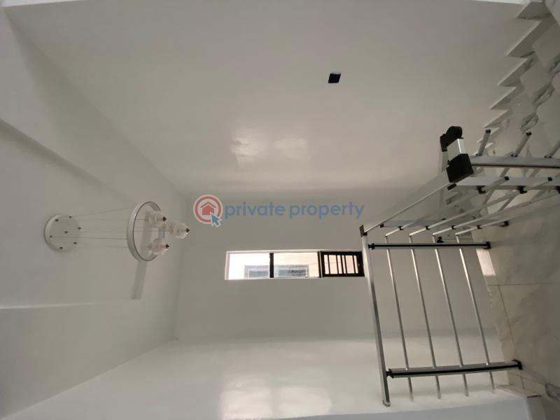 5 bedroom Detached Duplex For Sale Orchid Road Along Lekki Expressway Lagos - 7