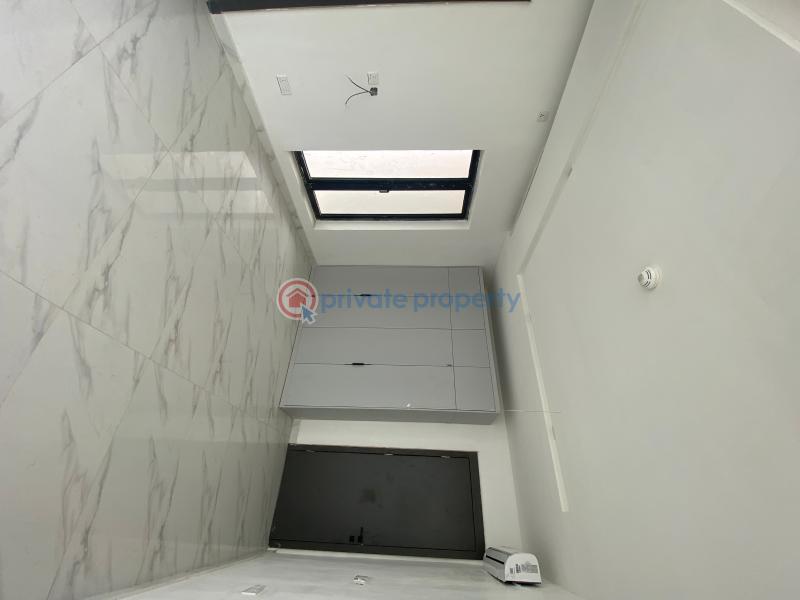 5 bed duplex with 2bq and elevator - 12 4 bedroom Semi detached Duplex For Sale Ikoyi Lagos - 12