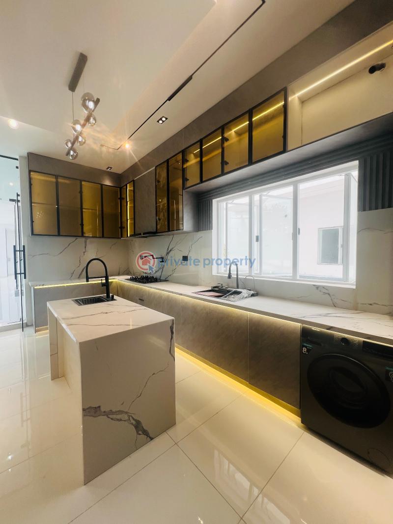 5 bedroom Detached Duplex For Sale Osapa Lekki Lagos - 9