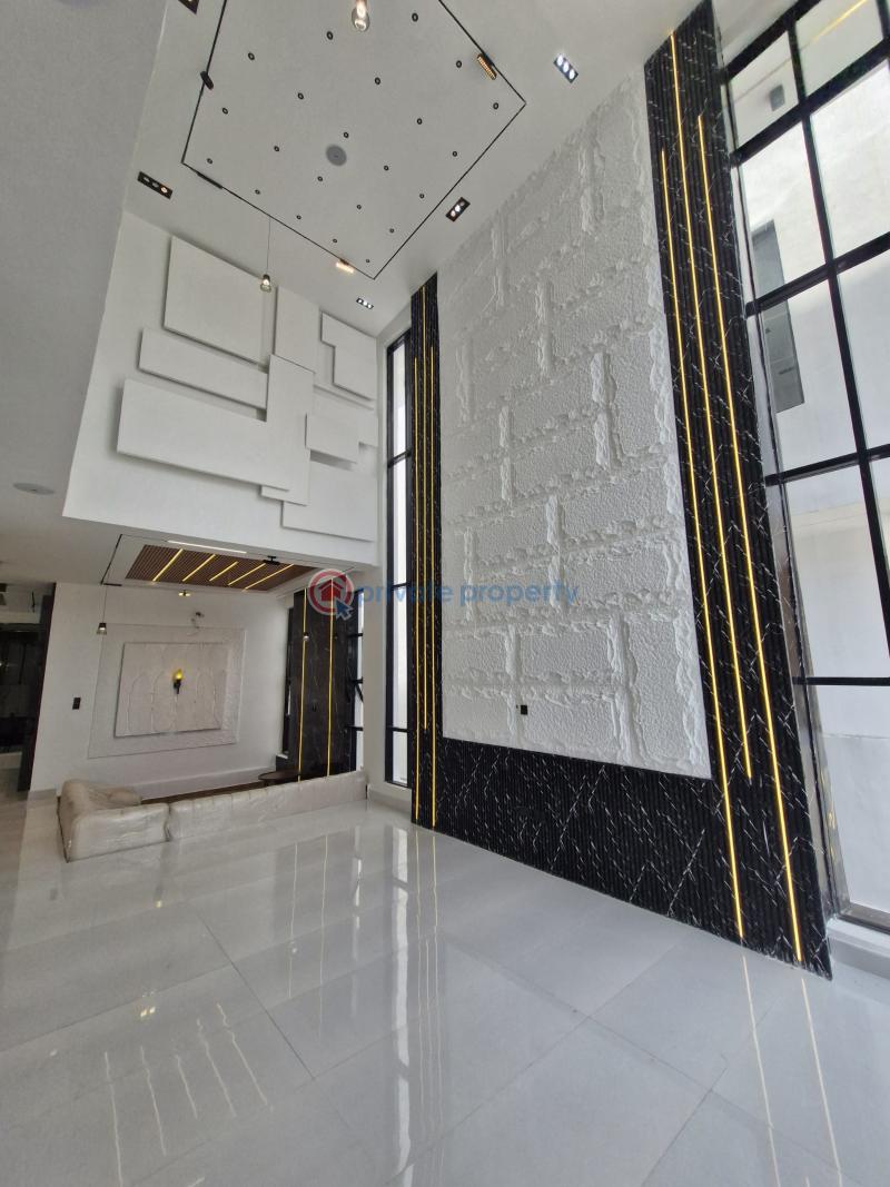 5 bedroom Detached Duplex For Sale Chevron Drive Lekki Lagos - 1