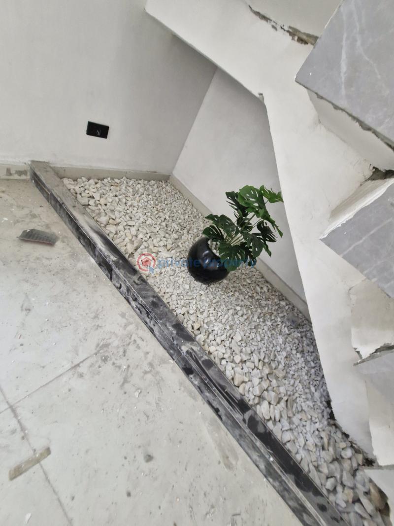 5 bedroom Detached Duplex For Sale Idado Lekki Lagos - 3