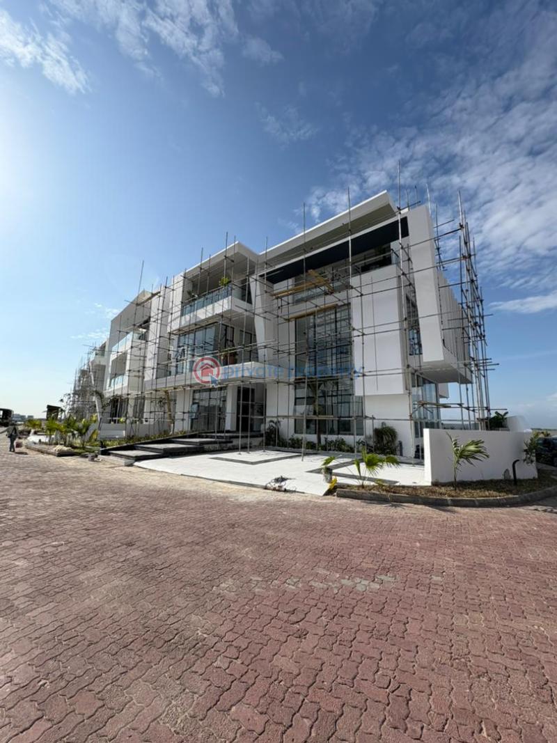 5 bedroom Detached Duplex For Sale Osapa Lekki Lagos - 20