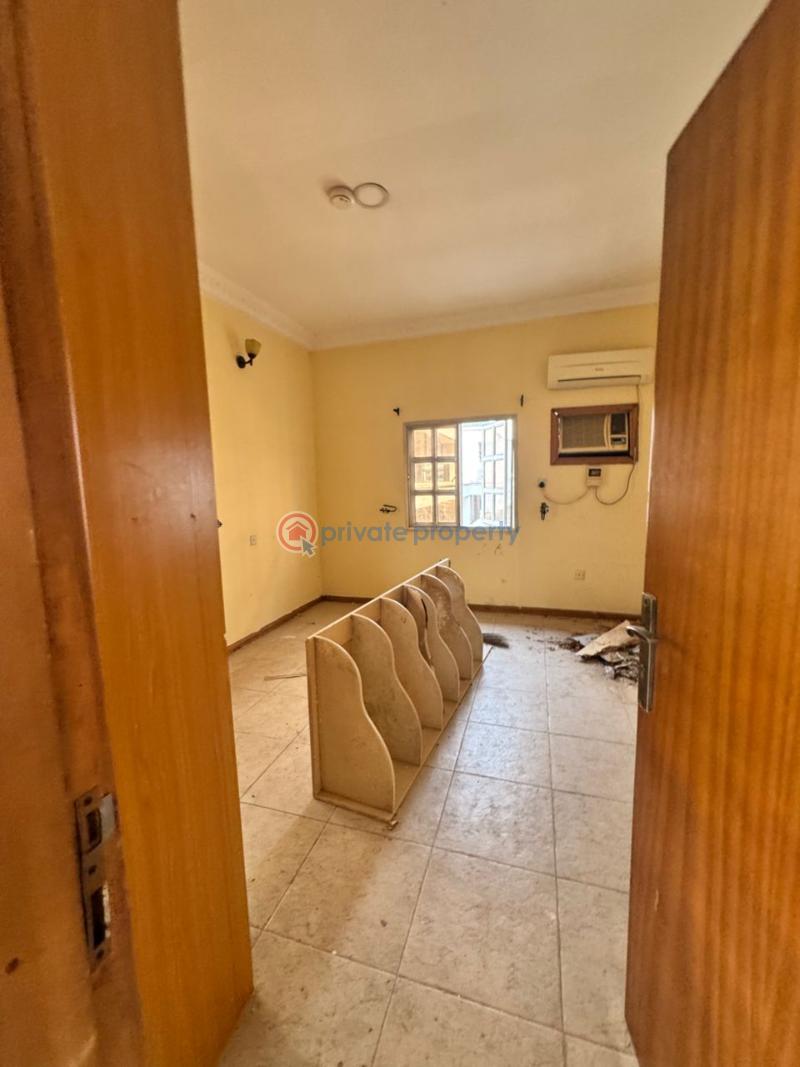Commercial Property For Rent Lekki Phase 1 Lagos - 3