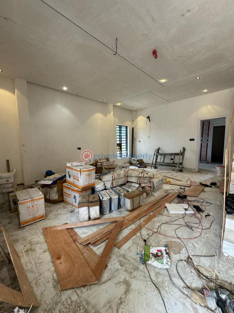 5 bedroom Semi detached Duplex For Sale Estate Ikeja GRA Lagos - 10