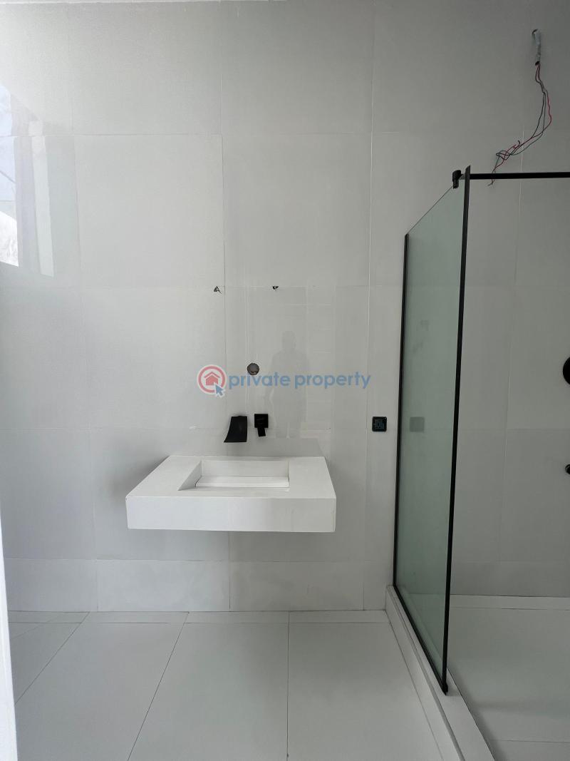 5 bedroom Detached Duplex For Sale Osapa London, Osapa Lekki Lagos - 17